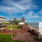 Yacht Wellness&business 4*