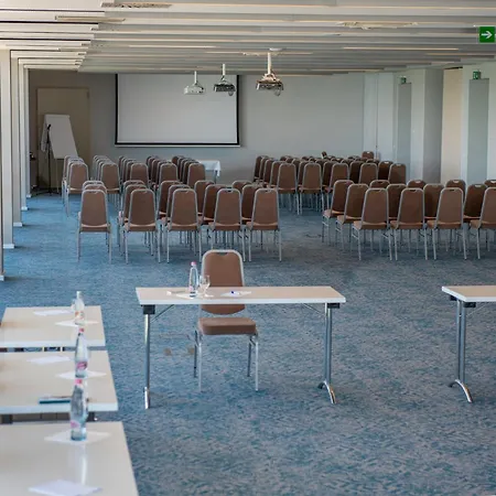Hotel Yacht Wellness&business