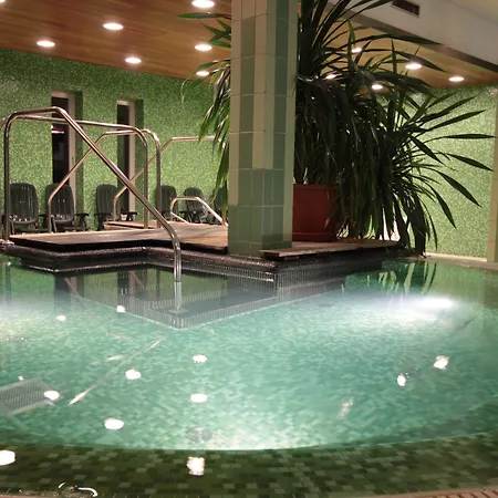 Hotel Yacht Wellness&business