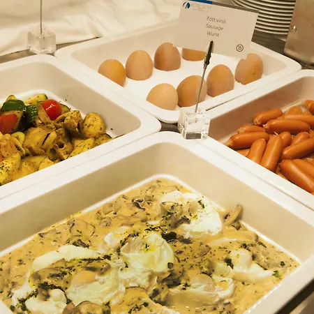 מלון Yacht Wellness & Business