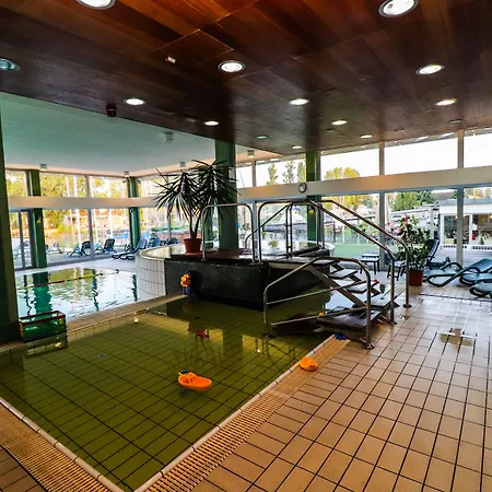 Yacht Wellness&business Siófok