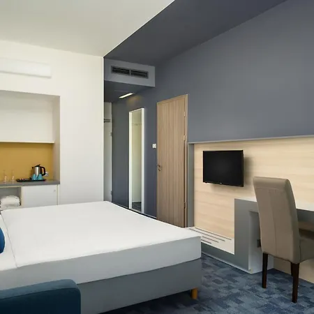 Yacht Wellness & Business Otel