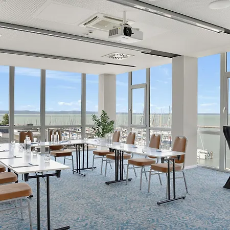 Yacht Wellness & Business 4*