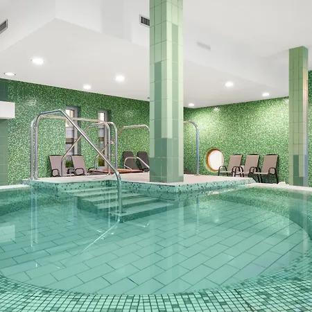 Yacht Wellness & Business Otel