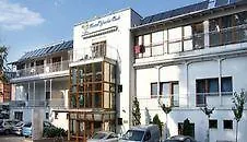 Yacht Wellness & Business שיופוק